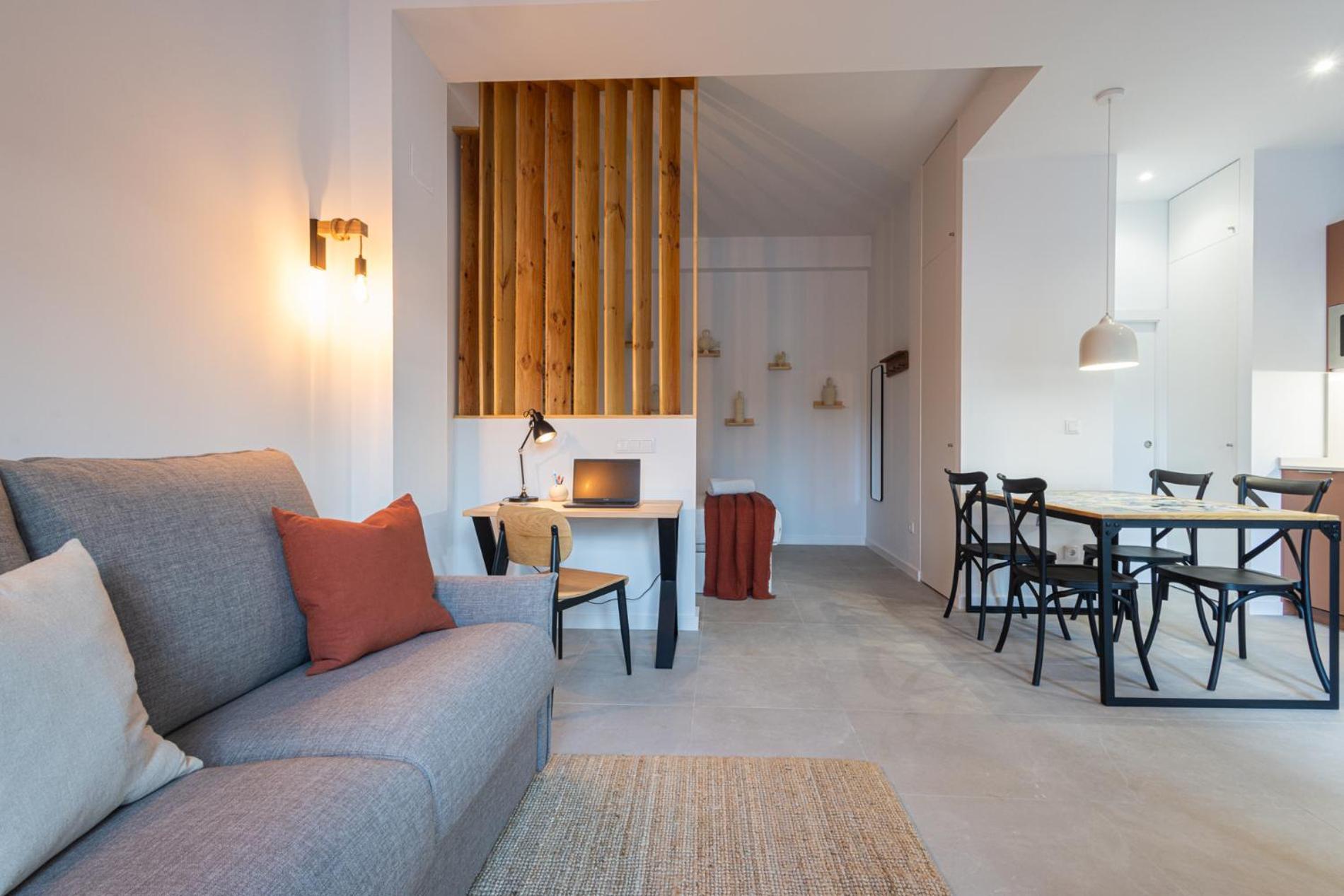 Florit Flats - Stylish Ceramic With Free Bicycles By The Joaquin Sorolla Station Apartment Valencia
