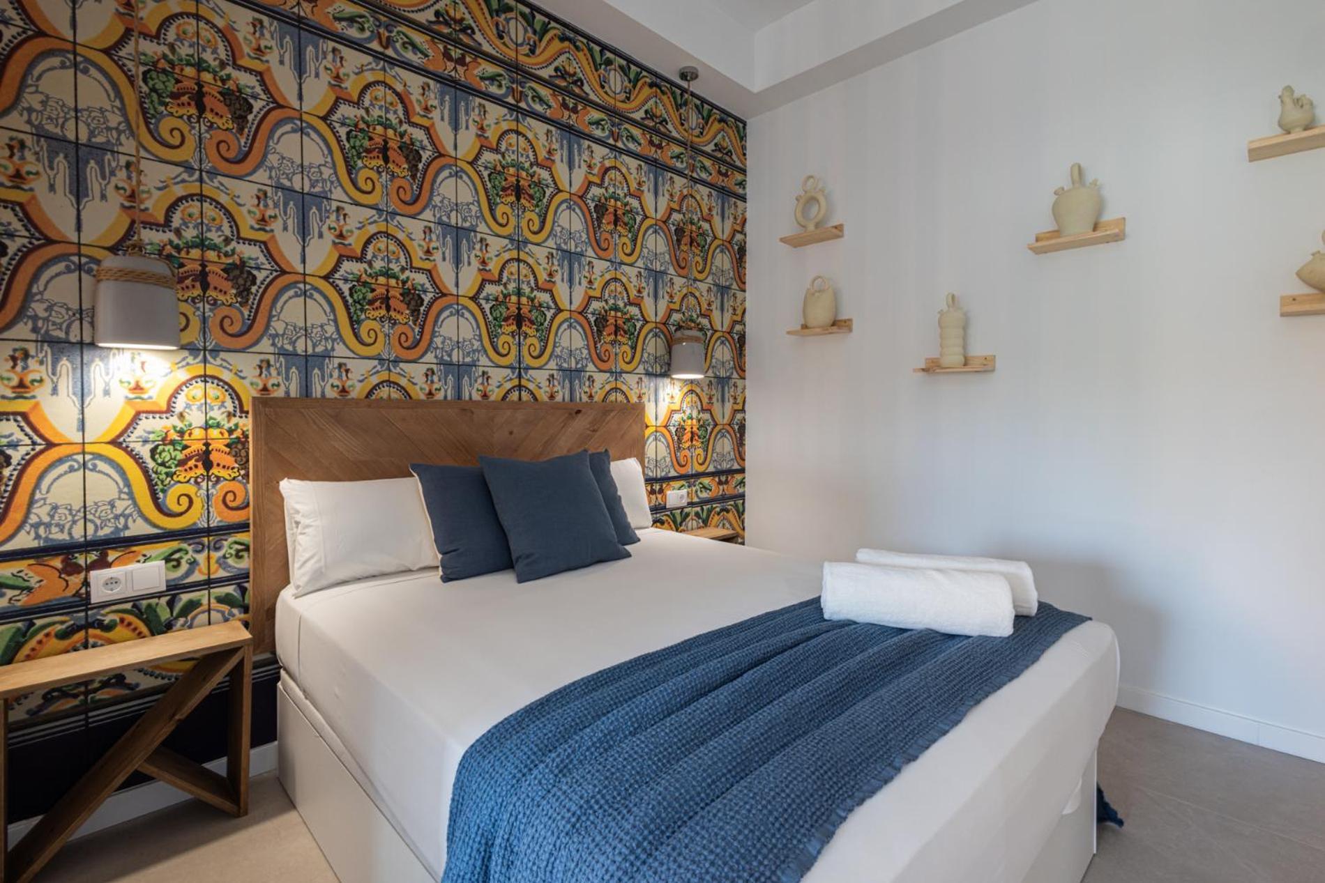 Florit Flats - Stylish Ceramic With Free Bicycles By The Joaquin Sorolla Station Valencia
